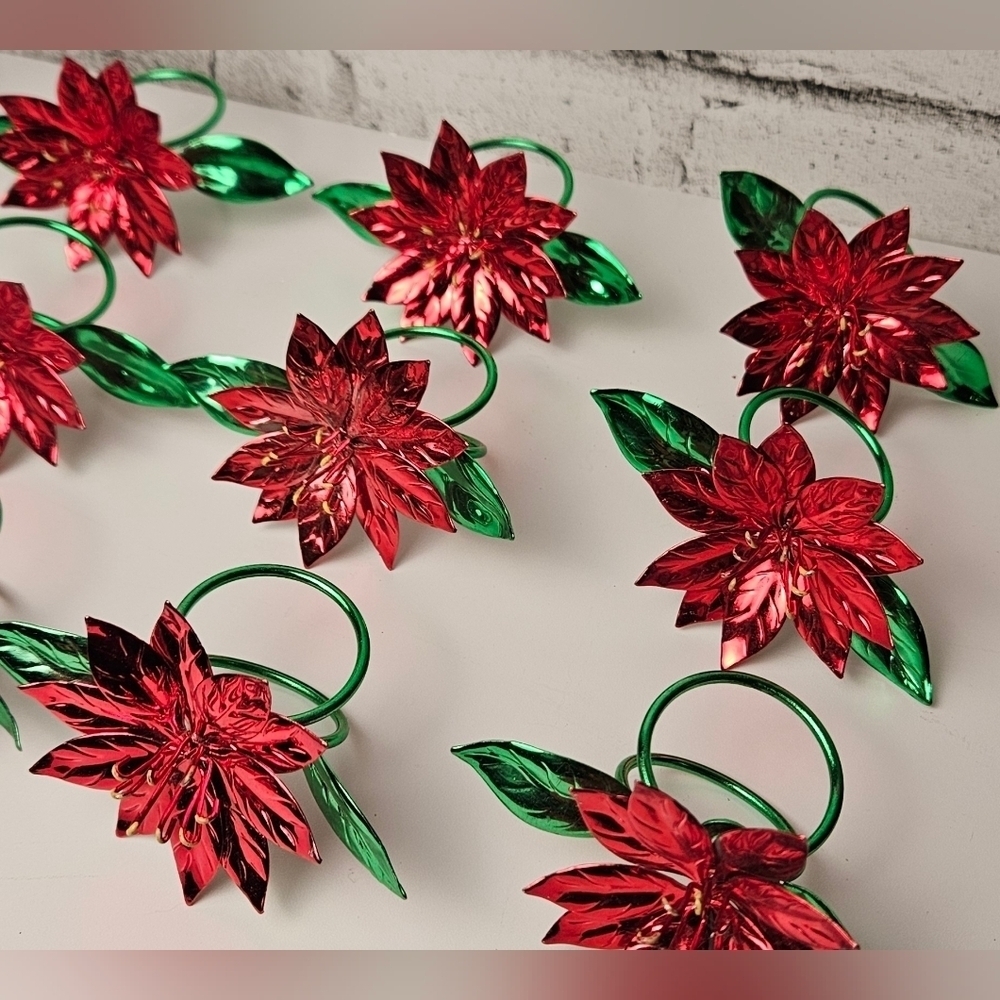 Vintage Tin Poinsettia Napkin Rings Set of 12 Red Green Christmas Table Decor - Picture 3 of 10